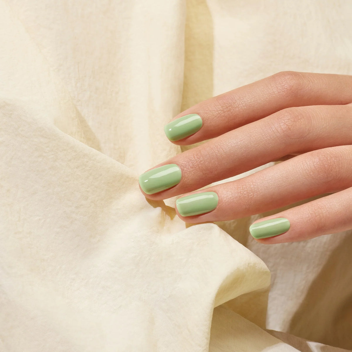 Manucurist Esmalte Green MILKY MATCHA